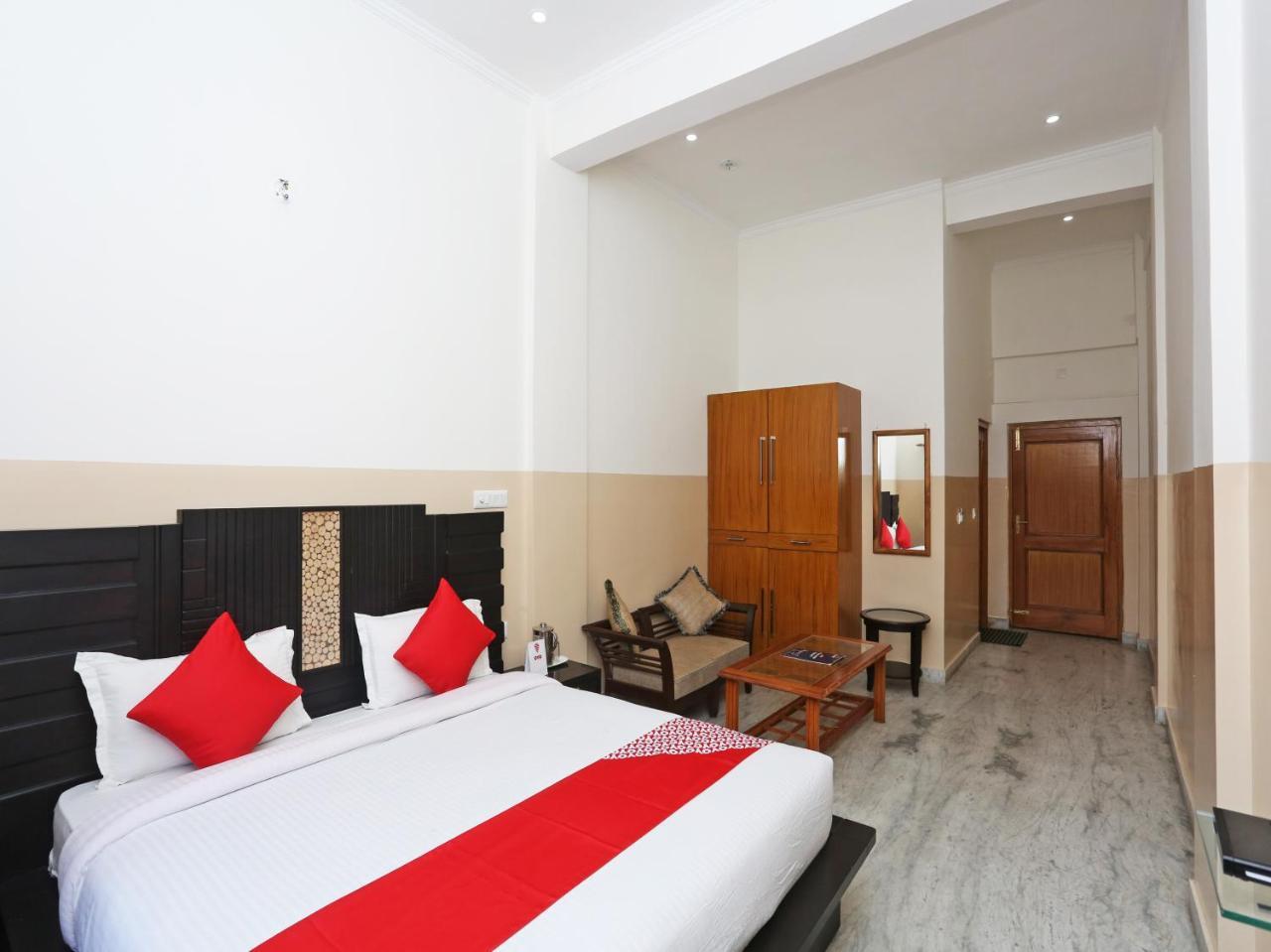 Oyo 19638 Hotel Jay Continental Almora Εξωτερικό φωτογραφία