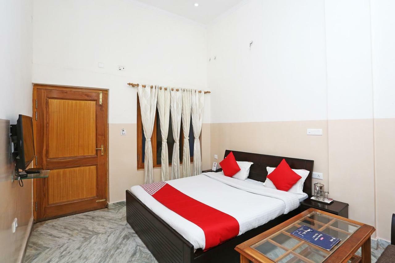 Oyo 19638 Hotel Jay Continental Almora Εξωτερικό φωτογραφία
